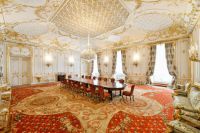 Palais-Liechtenstein-16-city-palace-princely-dining-room-c-palais-liechtenstein-gmbh-wwworestecom_1934_5