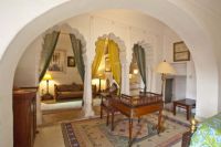 Neemrana_Fort_Palace_37n