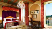 Regis_Florence_17_Deluxe_Arno_River_view_Renaissance_style